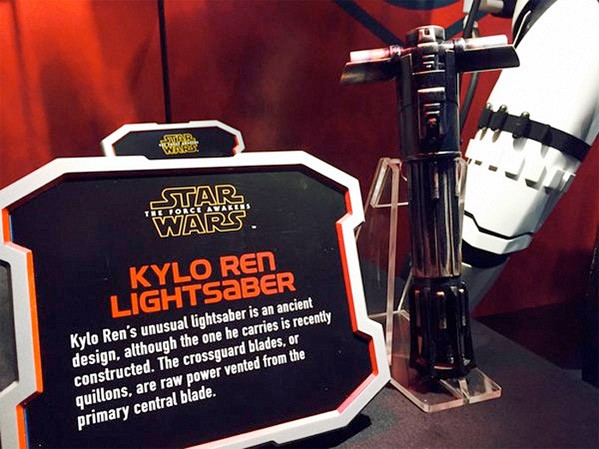 Kylo-Ren-Lightsaber-Explanation